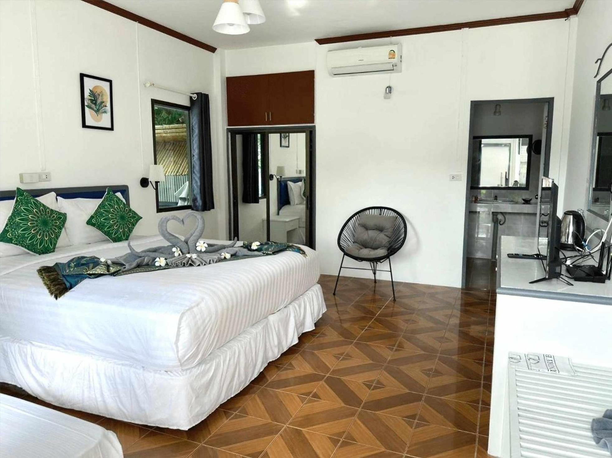 Bay Beach Resort Choeng Mon Luaran gambar